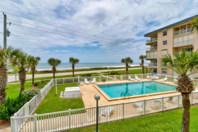 Oceanfront Sunrise 2 Bed 2 Bath Condo with Pool
